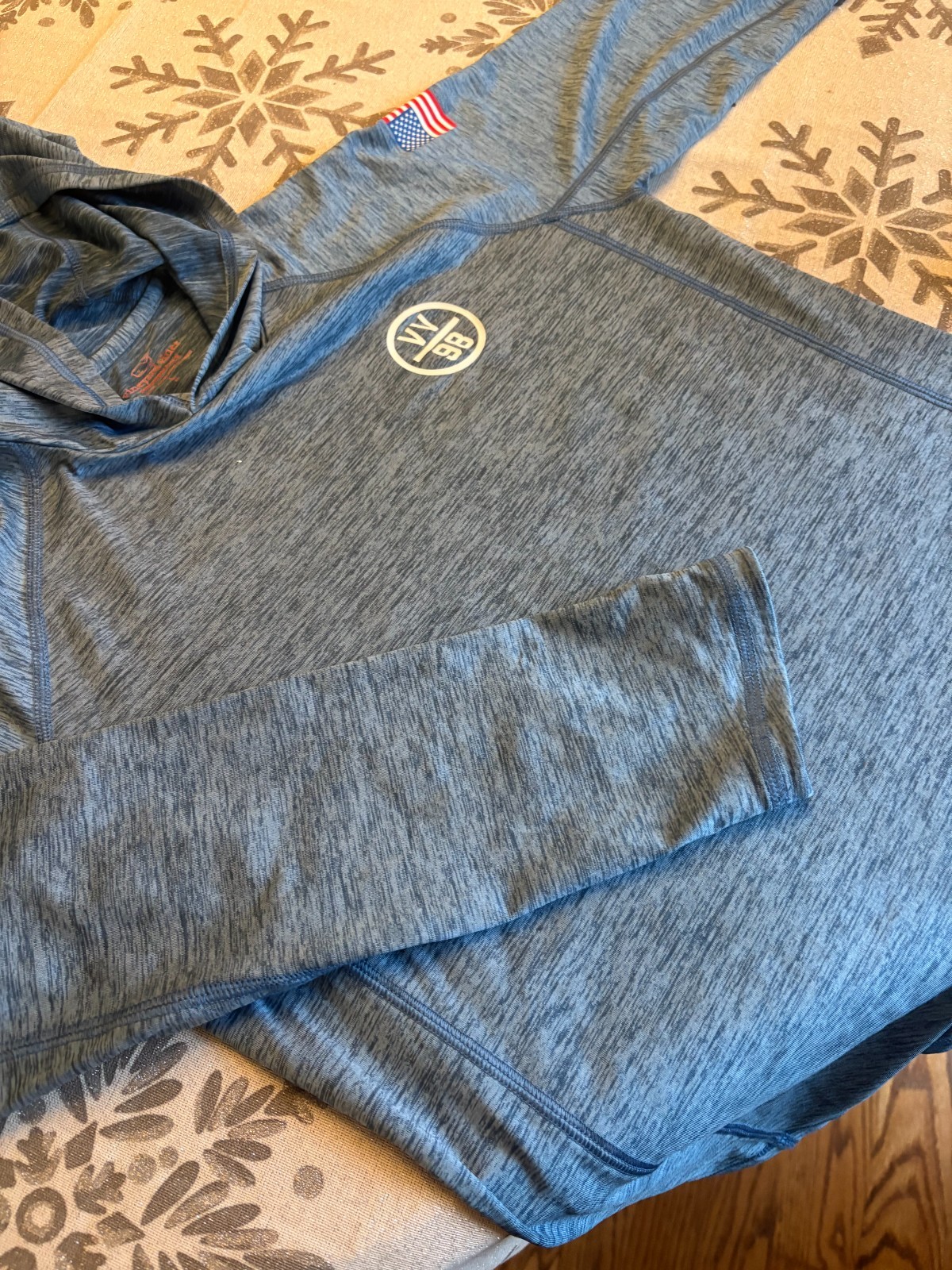 Vineyard Vines Performance Boys Large Hoodie- Blue - image 1