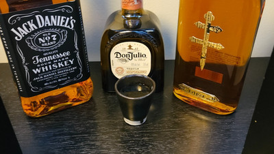 Ceramic Shot Glass/Cup for Sake and other Liquors