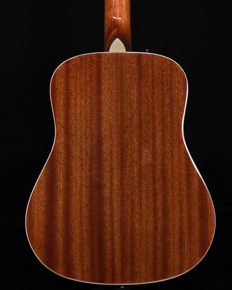 Fender California Standard Redondo Mini, 3 colores Sunburst con bolsa Foto 3 de 4