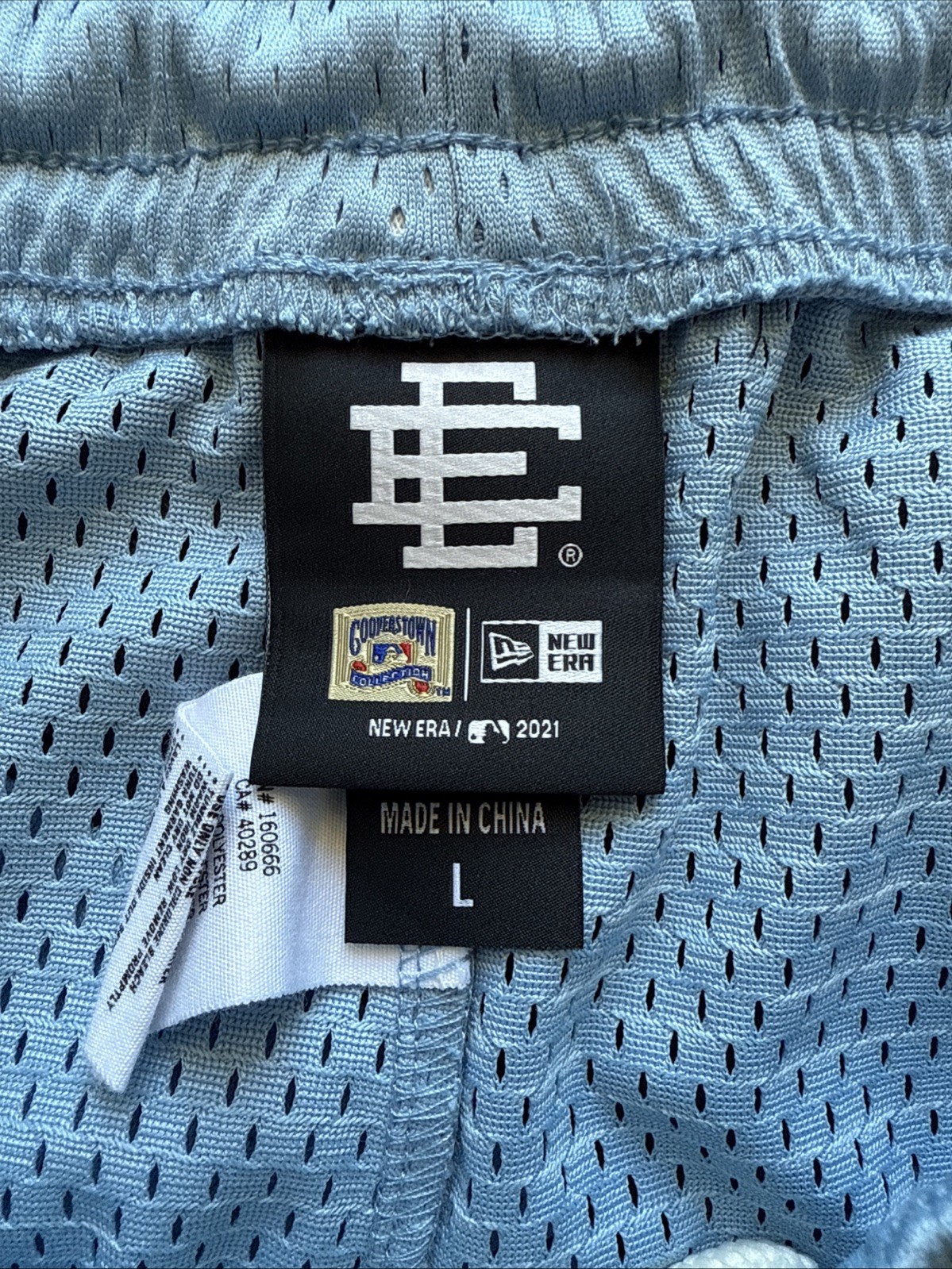 Eric Emanuel New Era EE Basic Short Phillies Size… - image 2