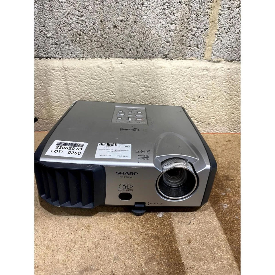 Sharp PG-F212X-L DLP Multimedia Projector Black & Silver USB 280W - For Parts - Image 2 of 4
