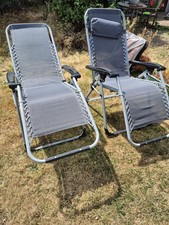 Outsunny 2 PCS Reclining Zero Gravity Chair Folding Lounger Cushion Light - Grey