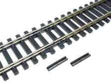 Hornby R920 Insulated Fishplates ( Pk 12 )