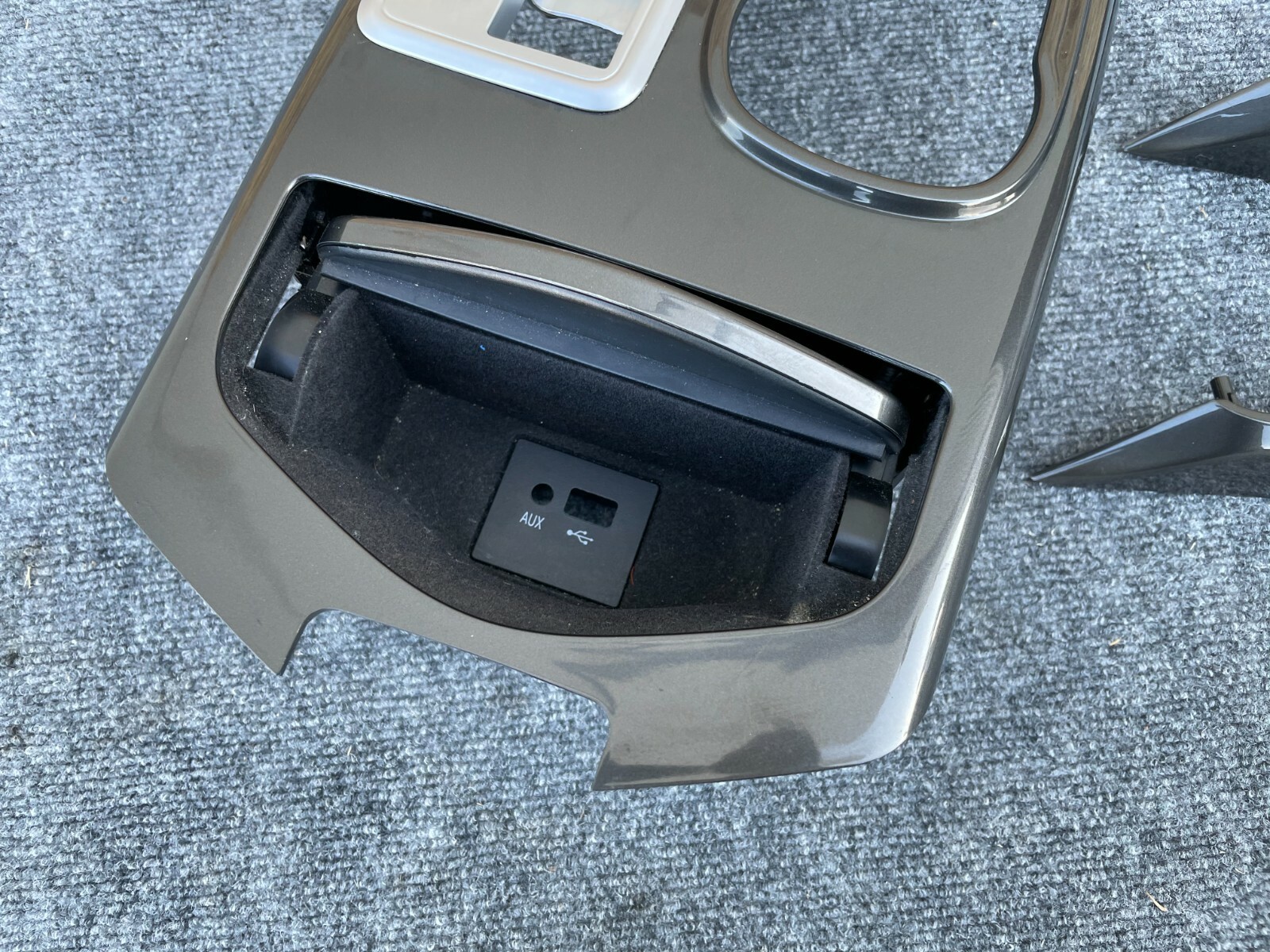 DOOR PANEL CENTER CONSOLE TRIM SET OEM 36K 14-19 OEM MASERATI GHIBLI M157