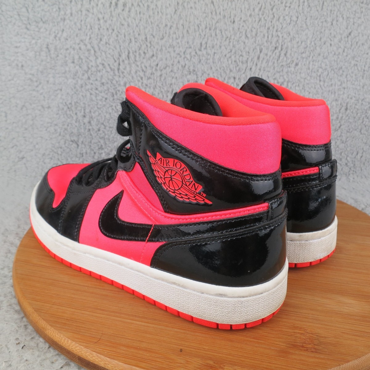 Nike Air Jordan 1 Mid 'Hot Punch' 2020 BQ6472-600 Women Size 8.5