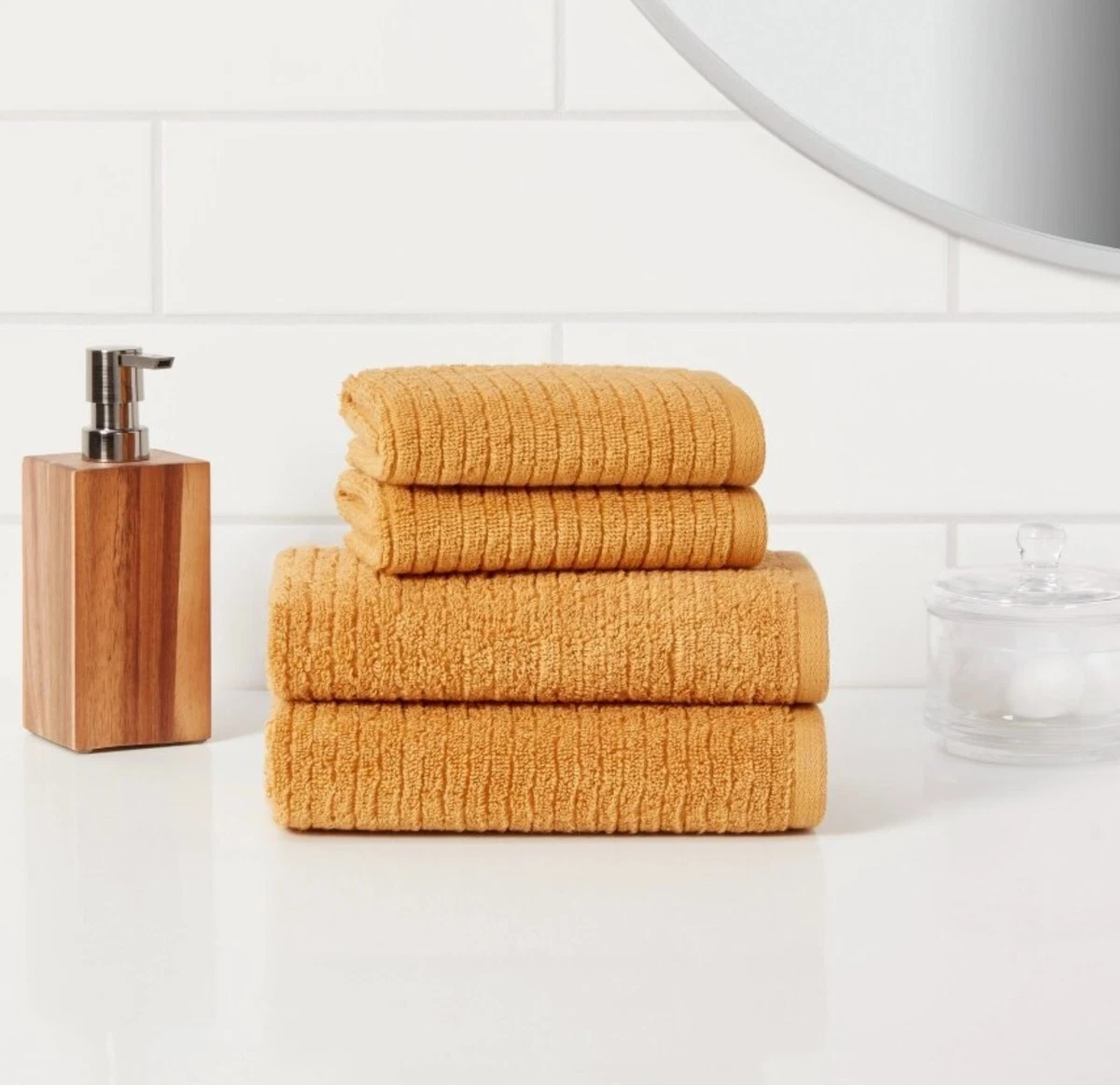 Gold towel online set