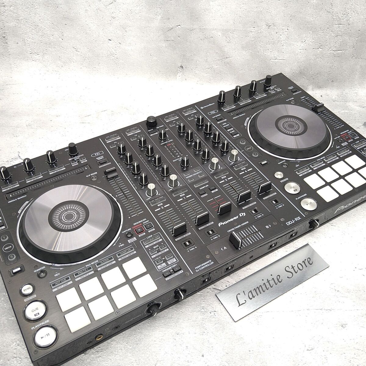 Pioneer DDJ-RX Professional DJ Controller Rekordbox 4 Pioneer DDJ-RX Professional DJ Controller Rekordbox 4