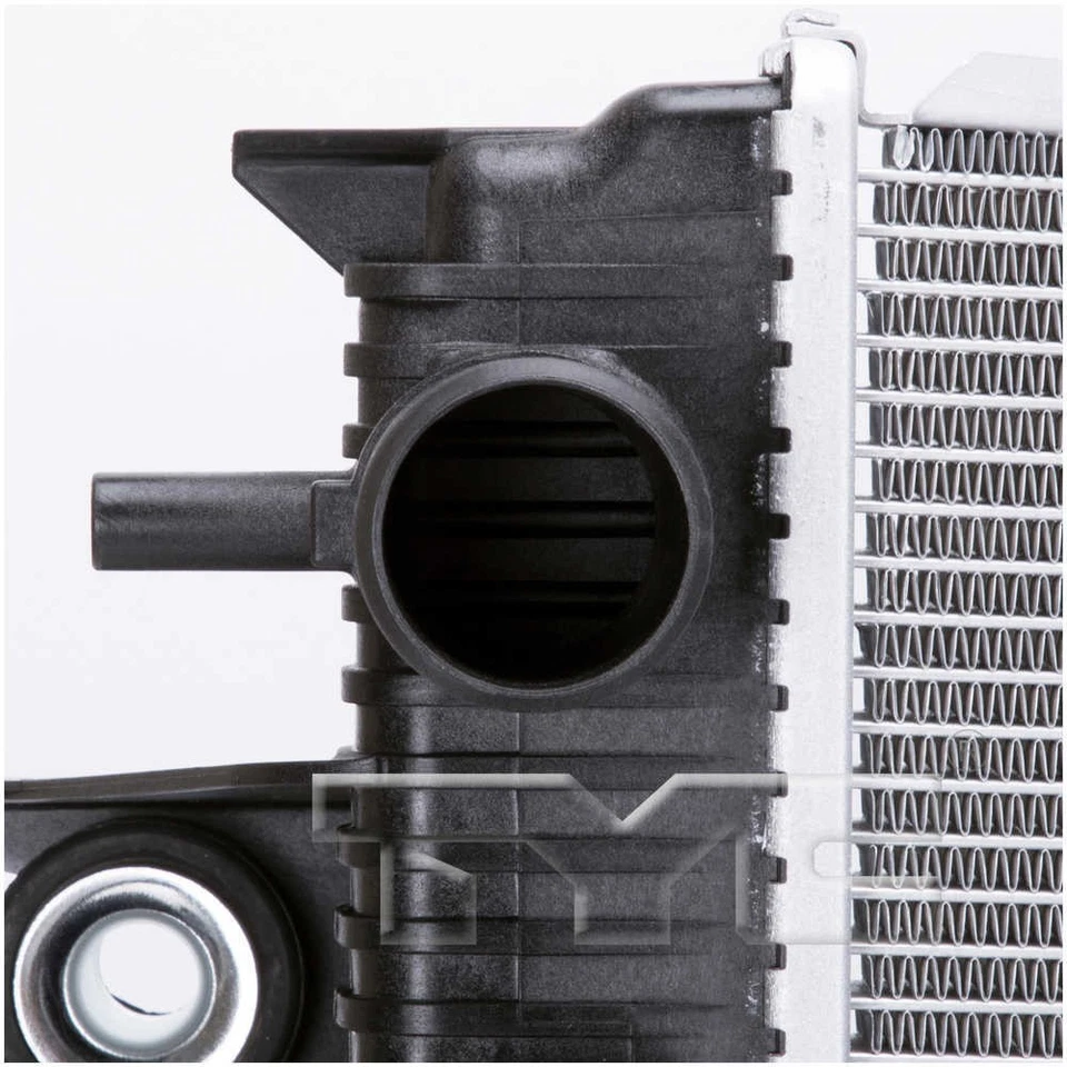 Radiador compatível com 2014-2018 Ram 2500 3500 TYC - Imagem 4 de 4