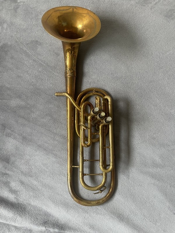 King trombonium Bb valve trombone baritone
