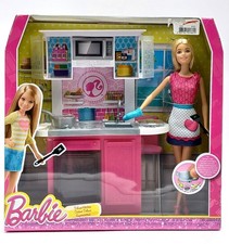 2014 Deluxe Glam Kitchen Barbie Set mit Puppe & Küche / Mattel CFB62, NrfB