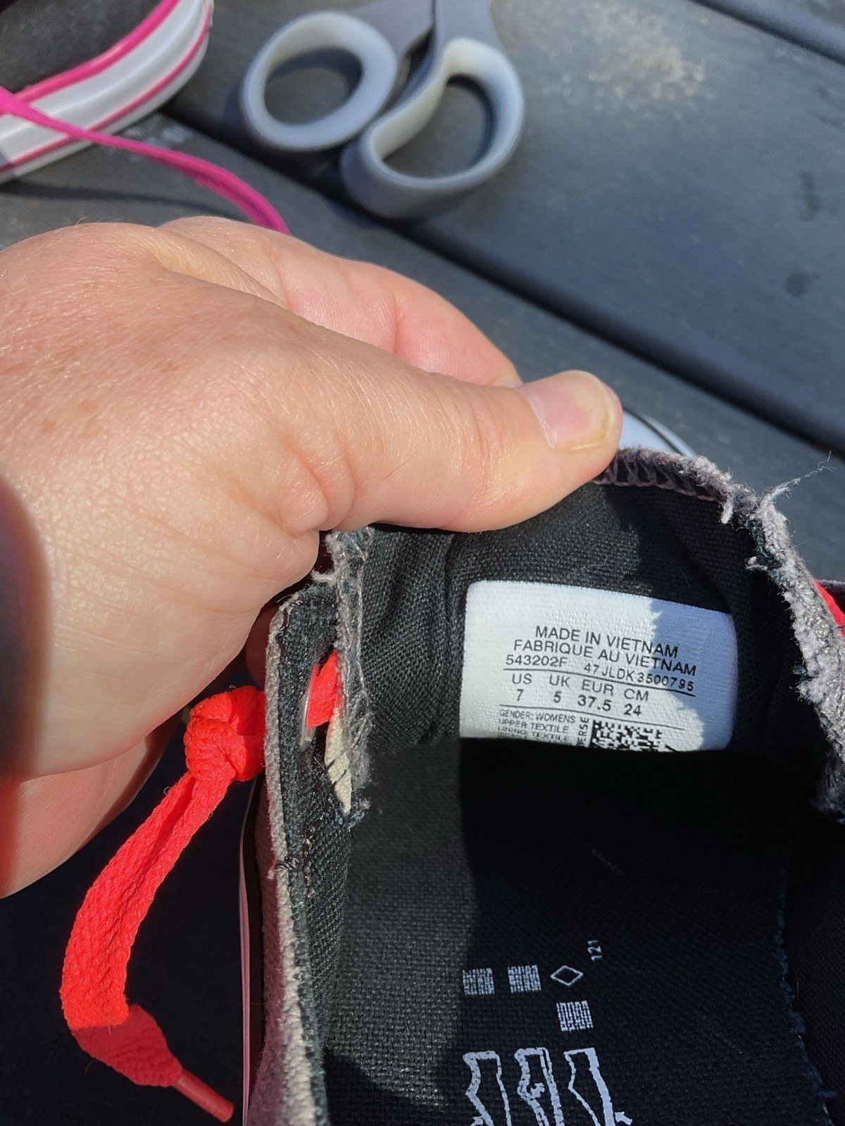 Converse CTAS Stretch Back Low Top Sneakers Sz 7 Women’s thumbnail 7