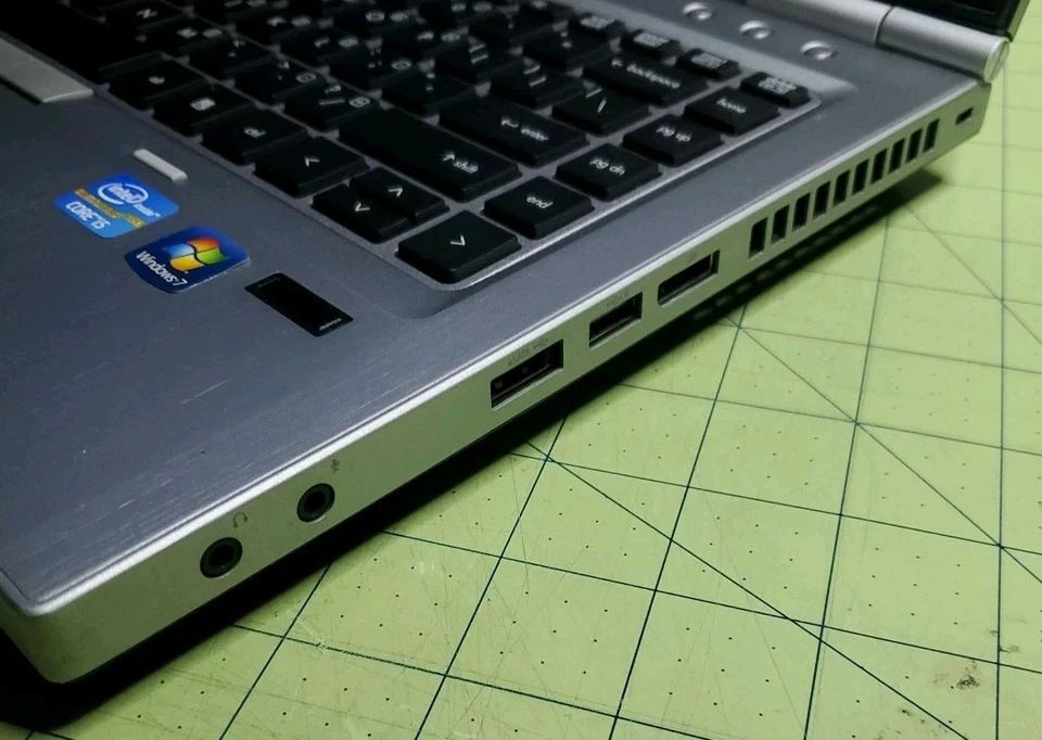 HP EliteBook 8460p 14" i5-2520M 2.5GHz 4gb 500gb Wifi DVD Win 7 Pro - Imagem 3 de 4