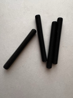 SOCKET SET SCREWS. 5/16-18 x 2 1/2  CUP POINT. BLACK ALLOY. 4 PCS. NEW 