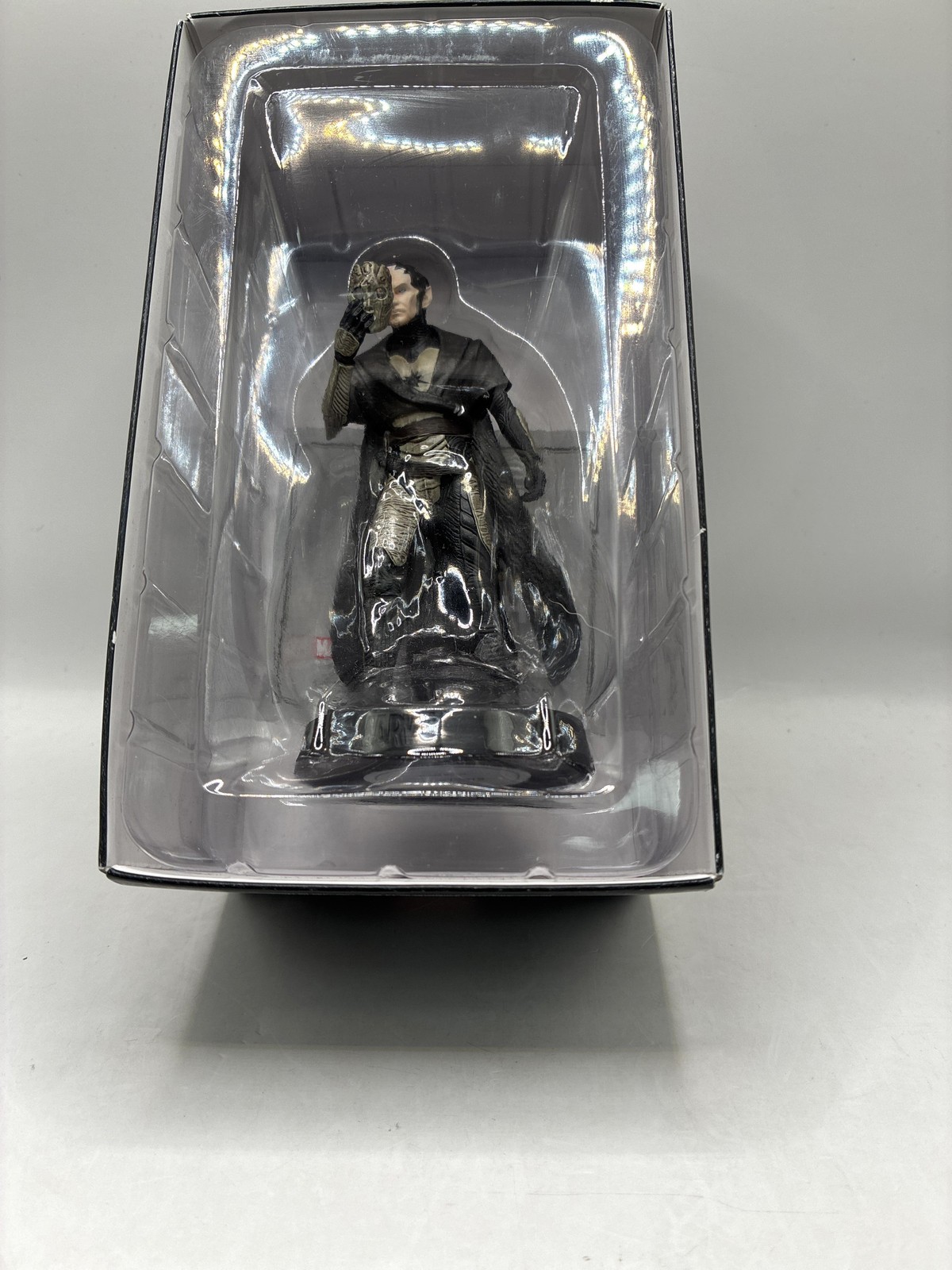 Figurine Malekith Eaglemoss Marvel pour décoration étagère geek et bureau de jeu