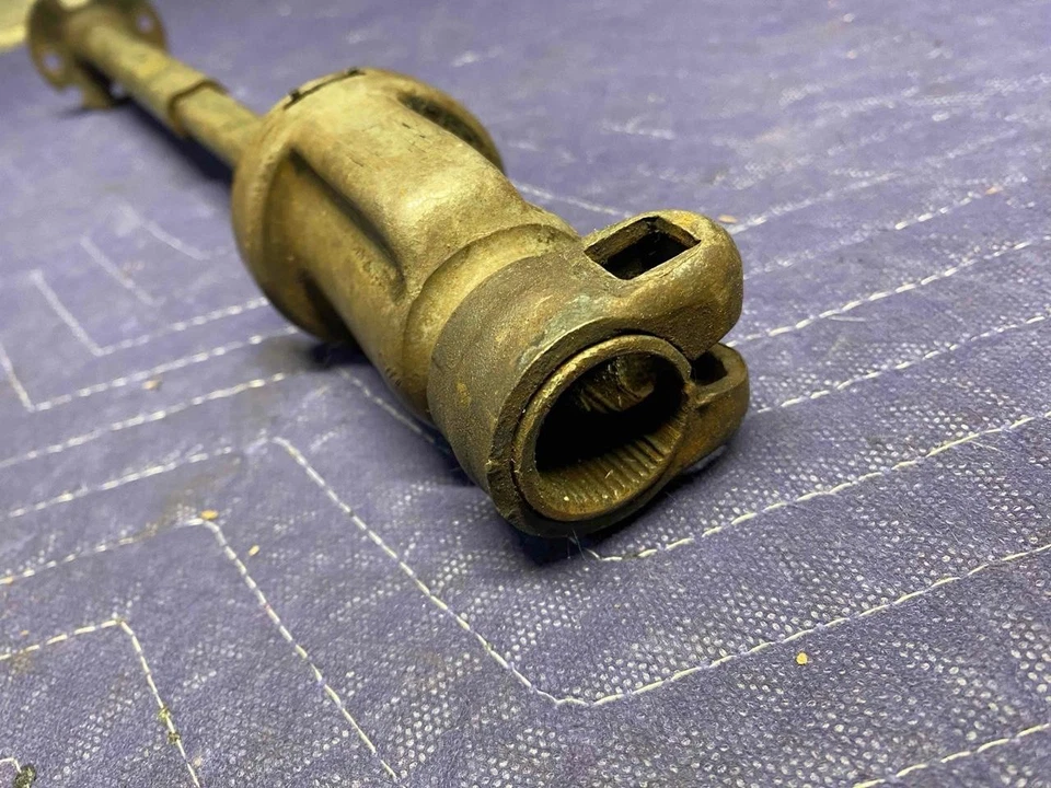 РУЛЕВОЙ ВАЛ 73-78 Chevy GMC Truck квадратный кузов K5 Blazer Suburban - Изображение 3 из 4