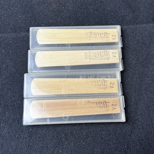 Lot Of 4 Rico V-2 Wooden Clarinet Reeds 