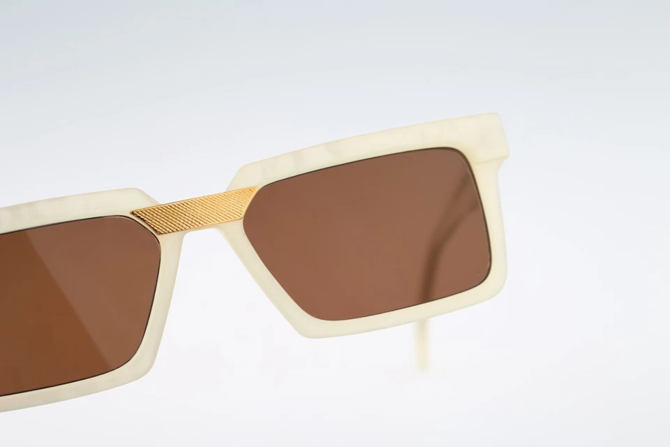 Gafas de sol Robert Rudger 120 21, vintage años 90 blanco perla rectangular nuevas de stock Foto 4 de 4