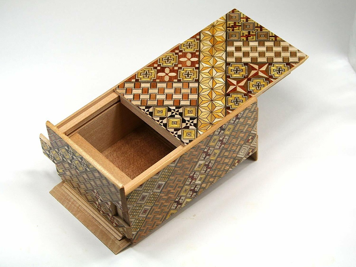 parquet Japanese secret Puzzle box 21 times 5 inch small Yosegi