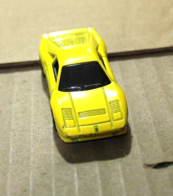 HOT WHEELS FERRARI 288 GTO YELLOW 1:64 DIECAST 2 3/4