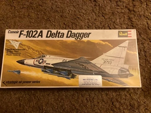 Vintage Revell Convair F-102A Delta Dagger Kit H-130 1/48