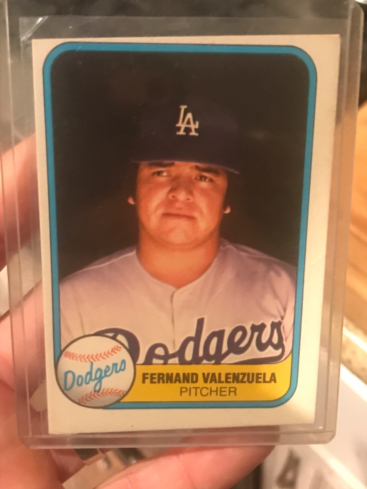 1981 Fleer - Fernando Valenzuela #140 Name Misspelled as Fernand (RC)