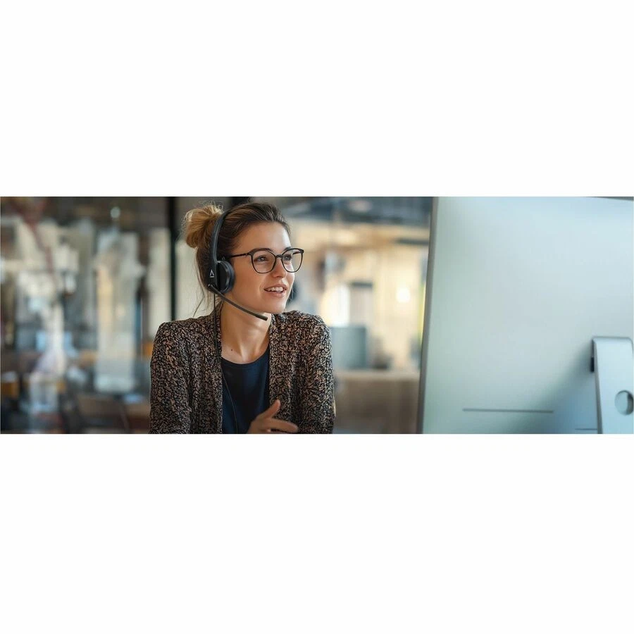 Creative HS-230 Lightweight Headset with Noise-cancelling Mic (51ef1110aa000) - Image 2 of 2