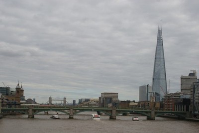 Foto 6x4 Blick auf die Tower Bridge und die Scherbe von der Millennium Bridge # c2017
