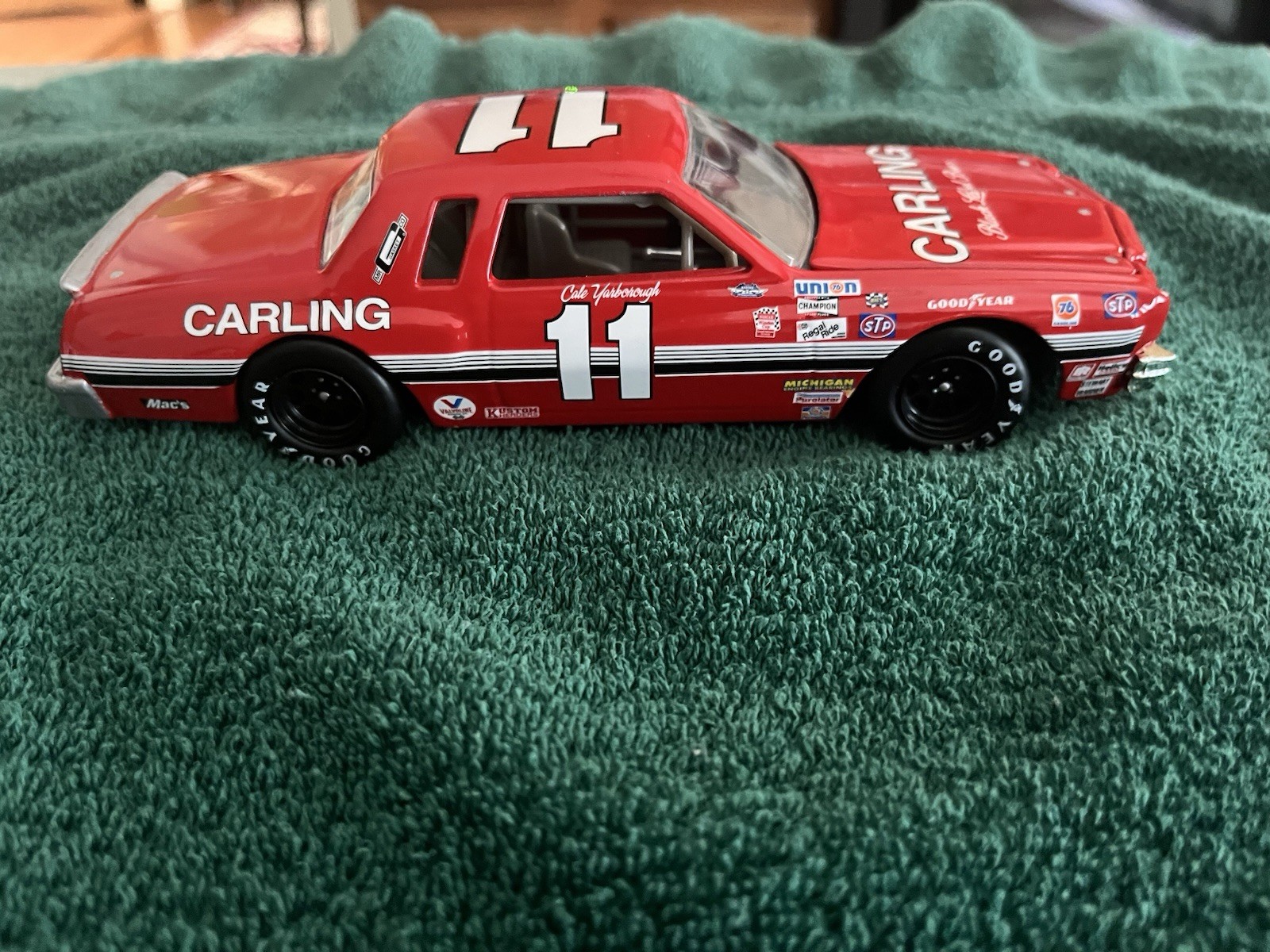 Picture 1 of 6