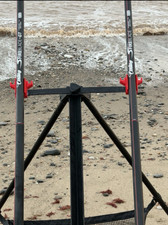 L@@K !!!! SALE OFFER  !!! Tripod rod rest grips multiplier / fixed spool reels