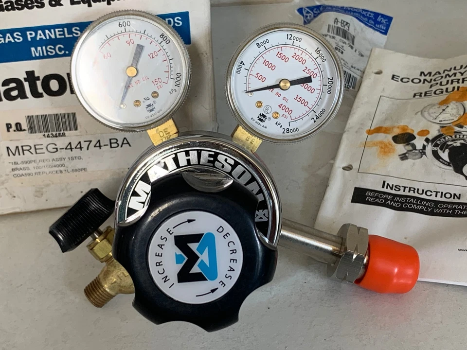 NUEVA CAJA ABIERTA MATHESON TRI-GAS REGULATO4 MREG-4474-BA L5 Foto 2 de 4