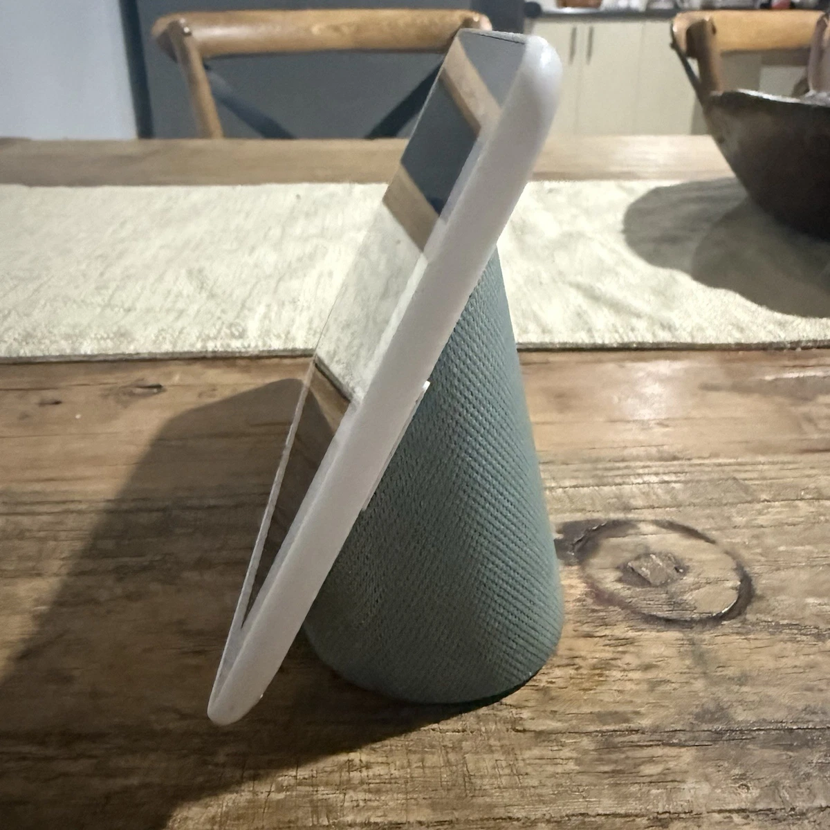 Google Nest Hub 1st Gen Generation Chalk H1A