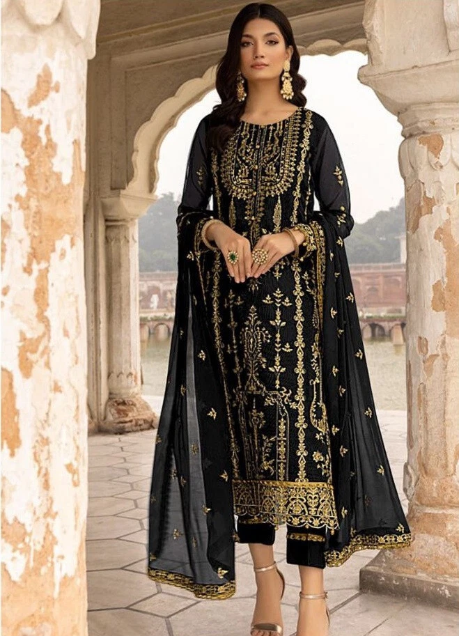 Ethnic pakistani clothes sale