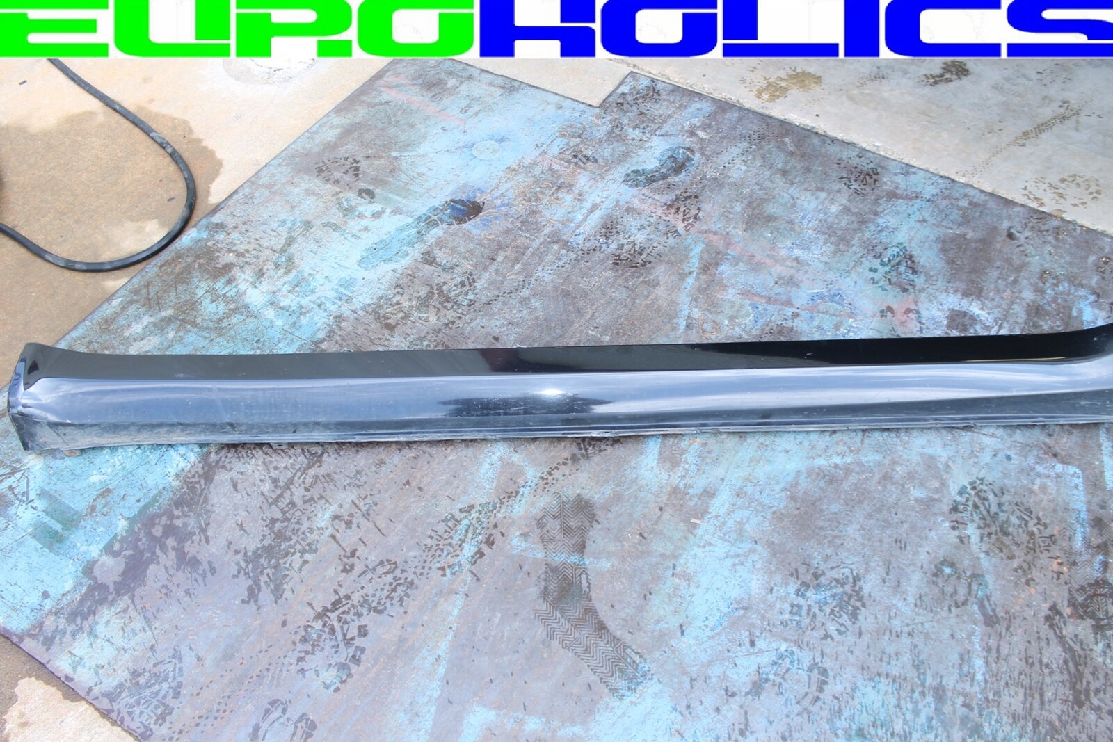 Maserati M139 Quattroporte 04-08 Left Driver Side Skirt Rocker Panel BLACK