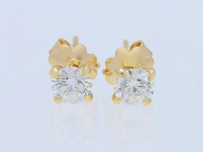 Ohrringe Ohrstecker Brillanten 750 Gold Wert: 12.000 EUR zwei IGI Expertise neu