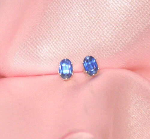 JUEGO DE PENDIENTES Y COLGANTES DE CIANITA AZUL OVALADOS DE 8 MM X 6 MM EN PLATA DE LEY 3,5 QUILATES Foto 2 de 2