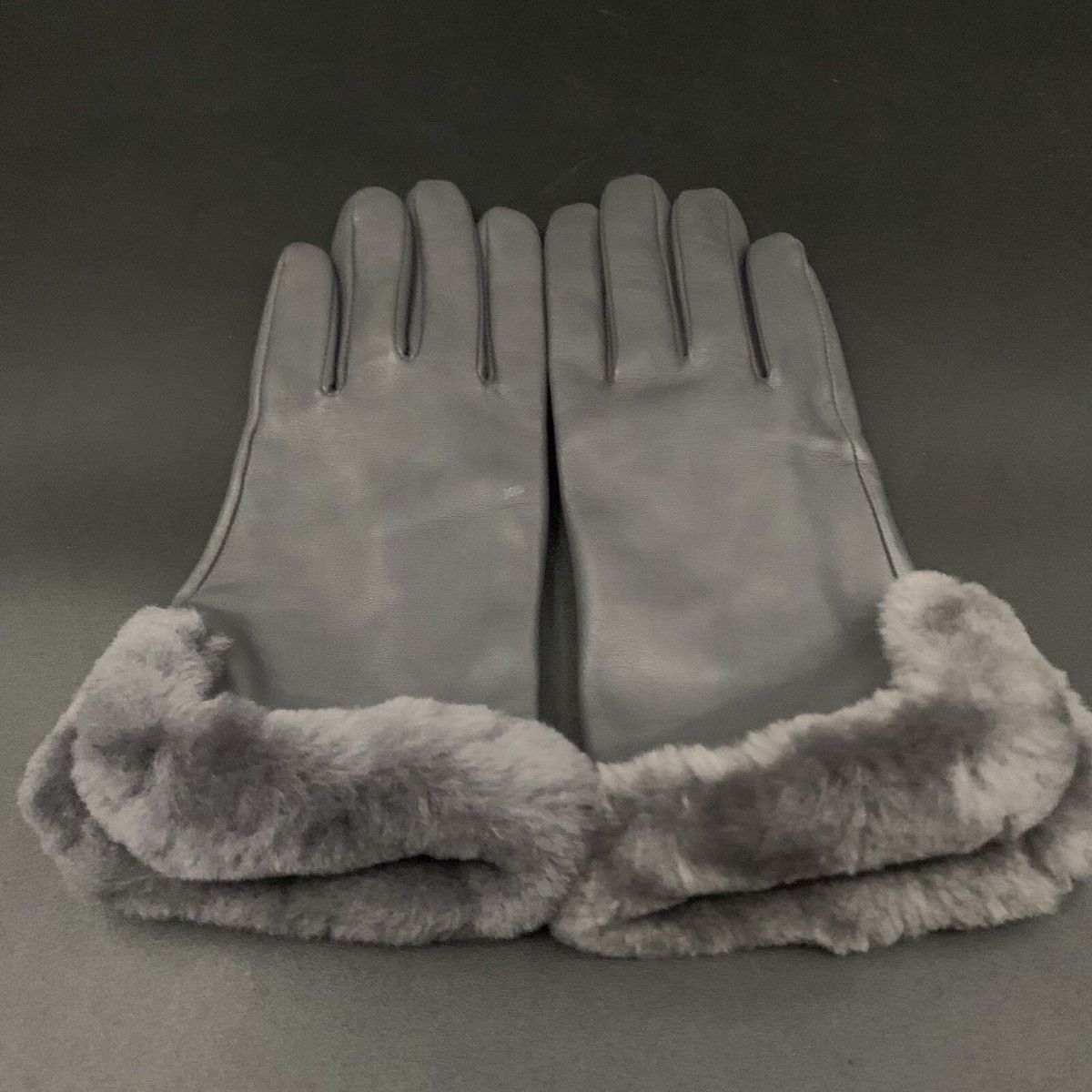 小物 UGG CLASSIC LTHR SHORTY TECH GLOVE UGG CLASSIC SHORTY TECH GLOVE WOMENS M LEATHER SHEEPSKIN
