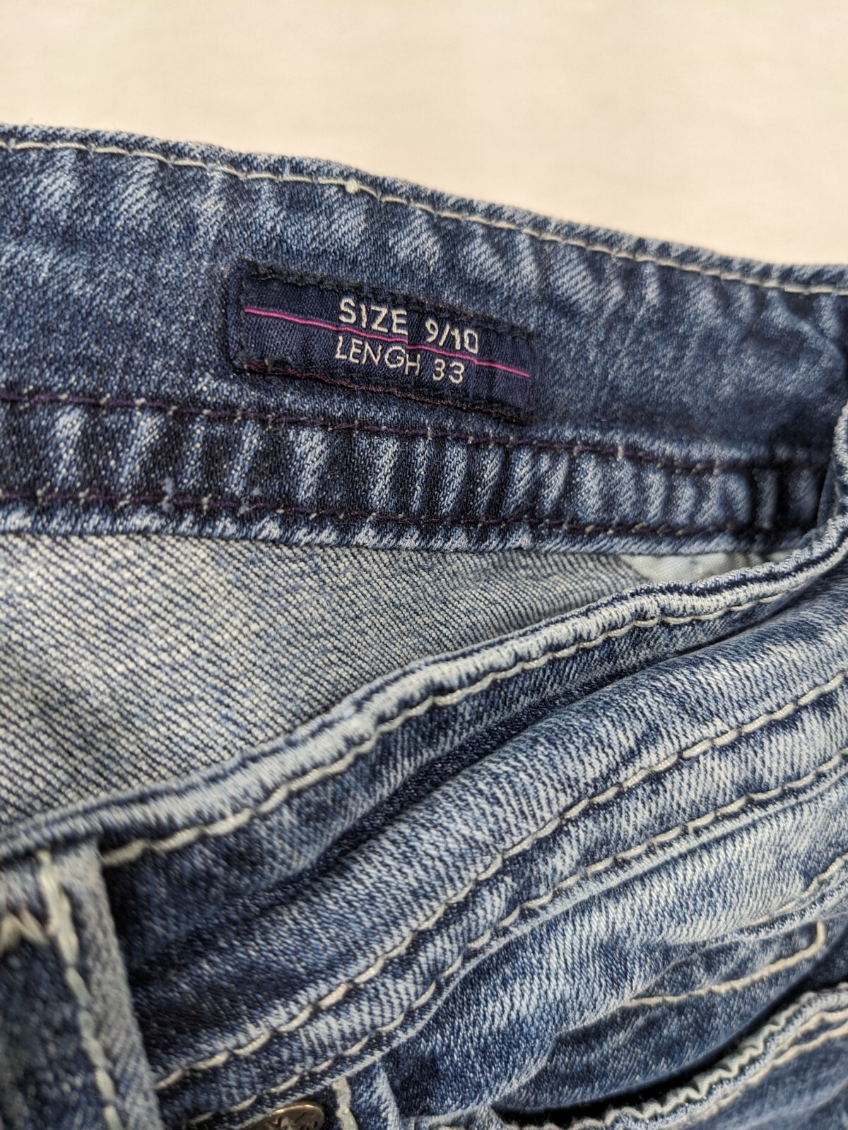 Vigoss Women’s Jeans - The Dallas Slim Boot Size 9/10 Length 33