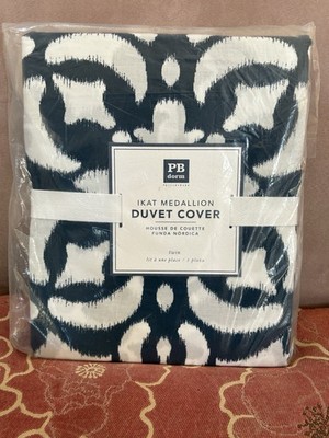 Pottery Barn Teen Dorm IKAT Medallion Navy Wht Twin Duvet NWT