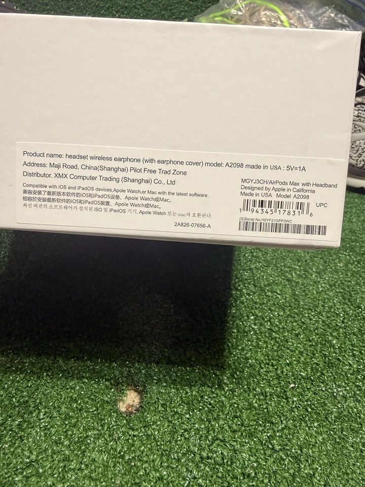 Apple (MGYH3AM/A) AirPods Pro Max Headphones - Space Gray - Image 2 of 4