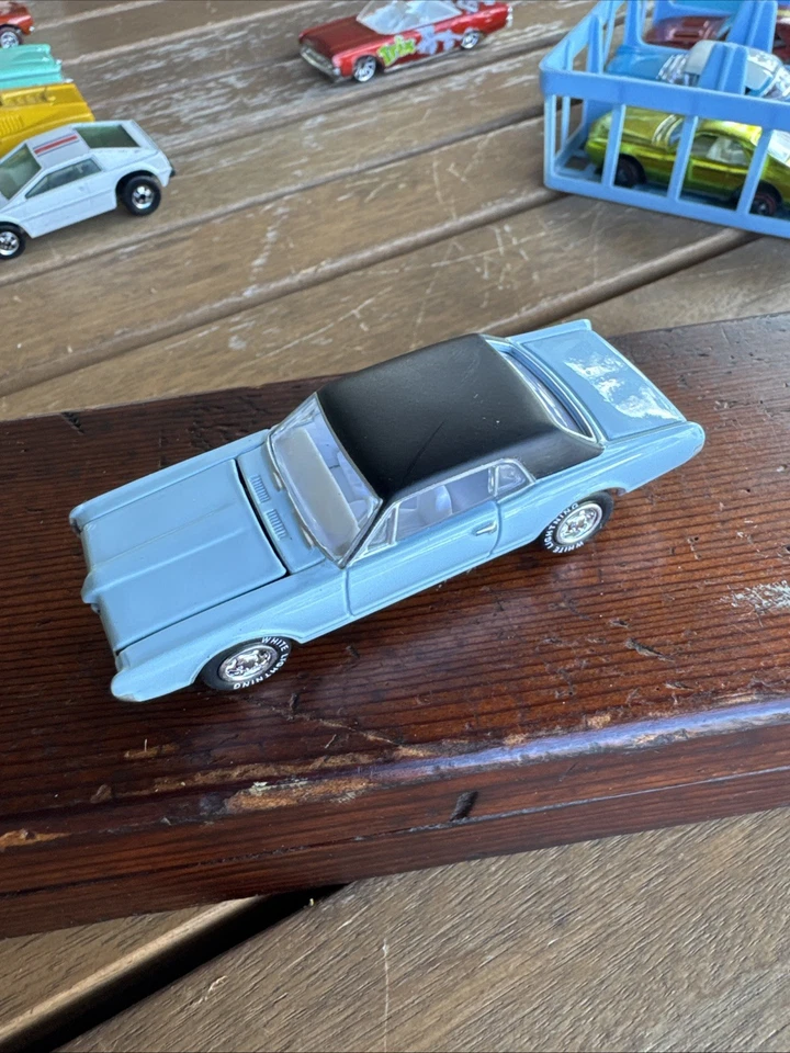 1967 Mercury Cougar - Hot Baby Blue - Vintage Real Riders Wheels - Imagem 2 de 4