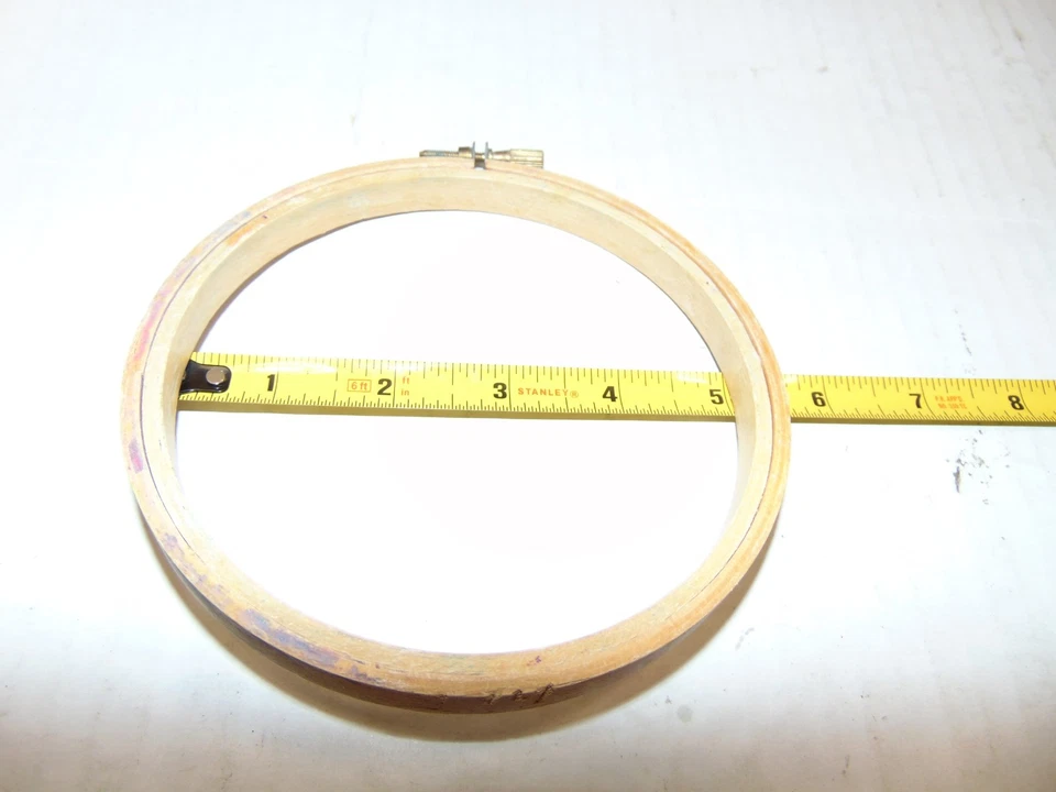 Vintage Embroidery Hoops Lot  Cross Stitch Quilting Craft Rings - Image 3 of 4