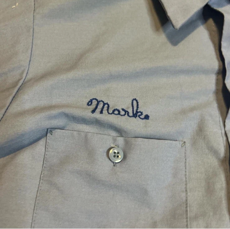 Camisa De Colección Años 80 Red Kap Medio Azul Ropa de Trabajo Manga Corta Con Parche de Empresa Hecha en EE. UU. Foto 2 de 4