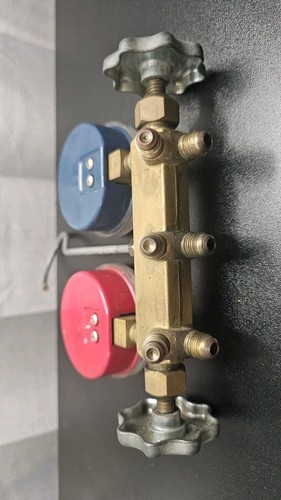 Vintage Ritchie Yellow Jacket Test and Charging Manifold Blue Red Gauge Set - Imagen 8 de 10
