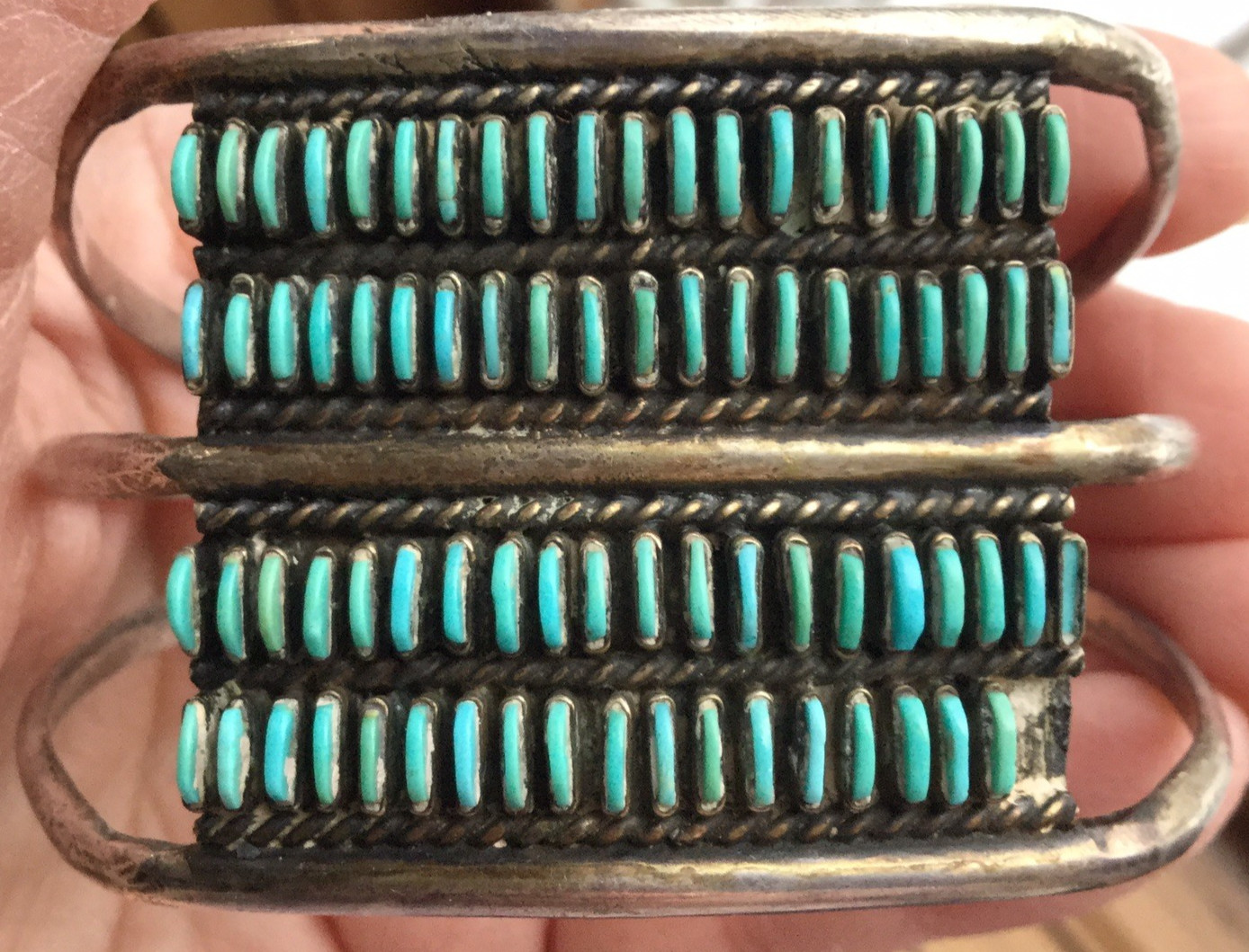 Magnificent  Vintage ZUNI  Sterling Silver Needle Point Turquoise Cuff Bracelet