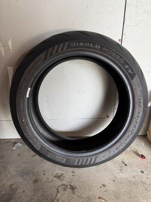 Pirelli Diablo Rosso IV Radial Rear Tire | 190/55ZR17 | (75W)