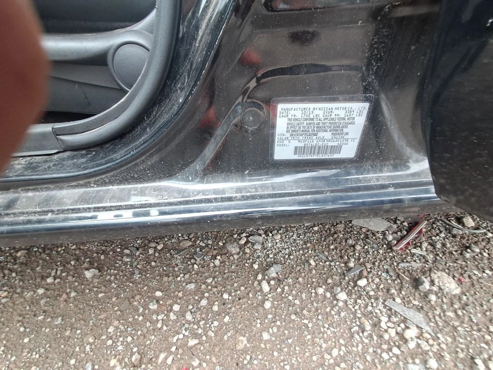 Caja purificadora de aire Nissan Versa 1,6 L 2014 OEM usada 109 k millas - Stock #091939 Foto 3 de 4