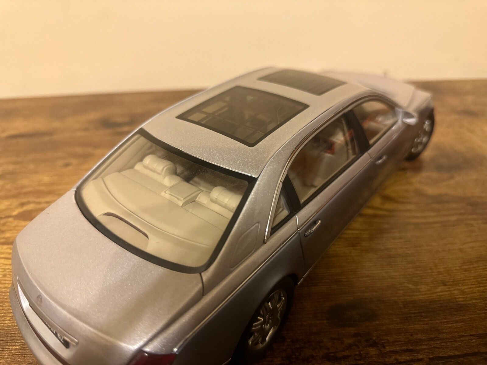 Picture 3 of 11