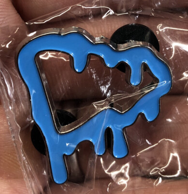 Sky Blue Paint Run Pin Enamel New Era Flag Frame Border USA   Shipping RARE