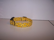 Wet Nose Designs Bzzzz Buzzing Bees Dog Collar Bright Yellow Spring Glitter Bugs