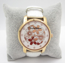 Women Tommy Bahama Quartz Floral Analog 37mm Round Watch (H233) "New Battery"